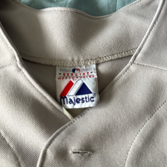 Majestic New York Yankees Gray Baseball Jersey - Picture 3 of 5